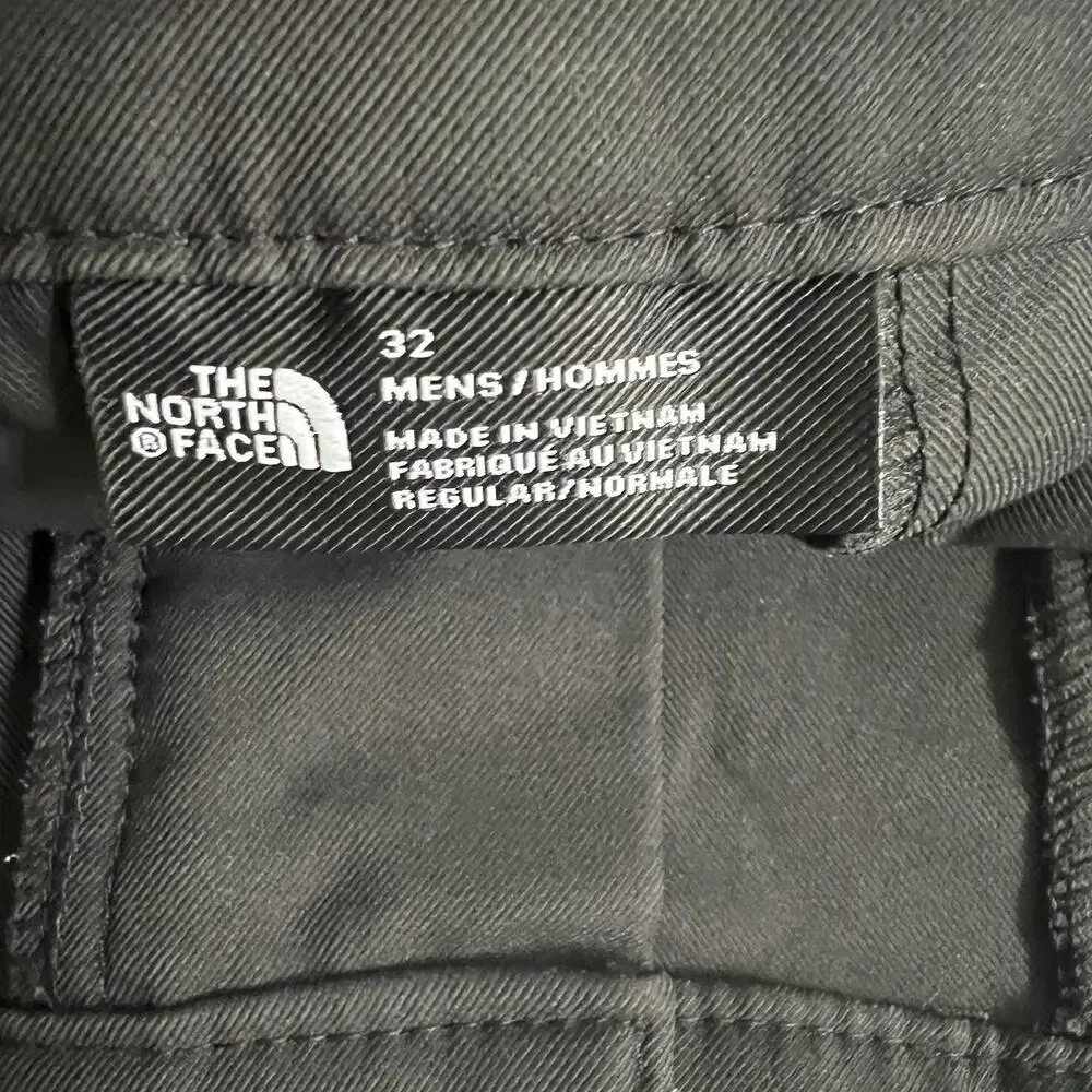 The North Face City Standard Modern Fit Pants Black NF0A5A4K Size 32x28 Regular